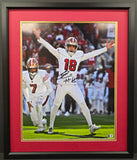 Eddy Pinero "San Francisco 49ers" Autographed 16x20 Photo framed. Beckett