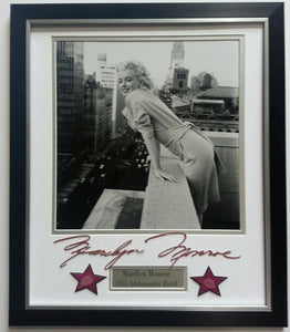 Marilyn Monroe Commemorative 16x20 photo unsigned "On top of The Embasador Hotel" Frame