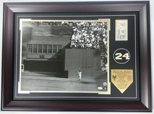 Willie Mays "The Catch": 32x24 Frame